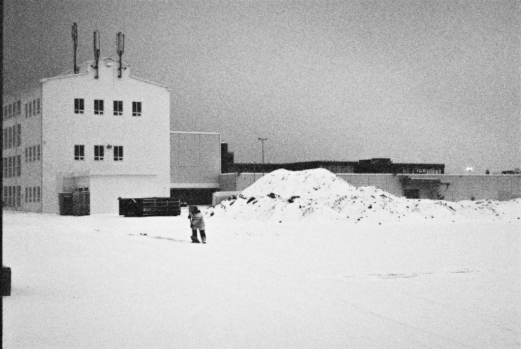 Shovelling Snow, Reykjavík 2015